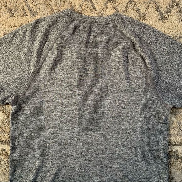 Qor Dark Heather Gray Performance Short Sleeve Shirts Small - Picture 5 of 9